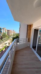 Rent Flat in Ensanche-Diputación. Alquiler de maravillosa vivienda amoblada con vistas al mar