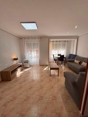 Etagenwohnung in Pla de Bon Repós