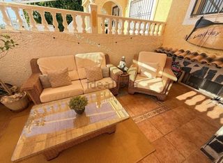 Casa adossada a Monte y Mar. Bungalow aurora reformado con sótano, solárium y piscina  ubicac