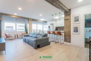 Pis  C. maestro padilla. Piso en venta en almería