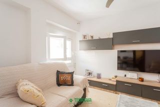 Pis  C. argollones. Piso en venta en almería