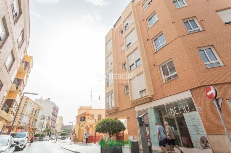 Foto 1edf9397-35eb-4fe8-98b8-dbd8490951b5. Piso  en venta en Plaza de Toros - Santa Rita Almería