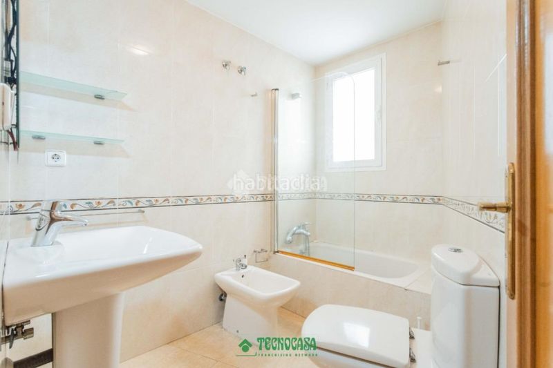 Foto 4db128f4-4a57-4813-8f52-4e12bc260734. Piso  en venta en Plaza de Toros - Santa Rita Almería