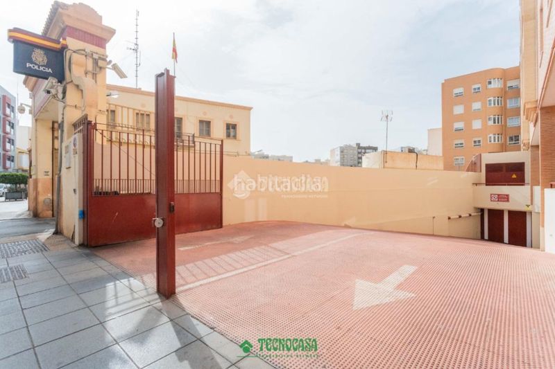 Foto 57aa95b3-2a02-4c72-aeb8-7b43a4d27afc. Piso  en venta en Plaza de Toros - Santa Rita Almería