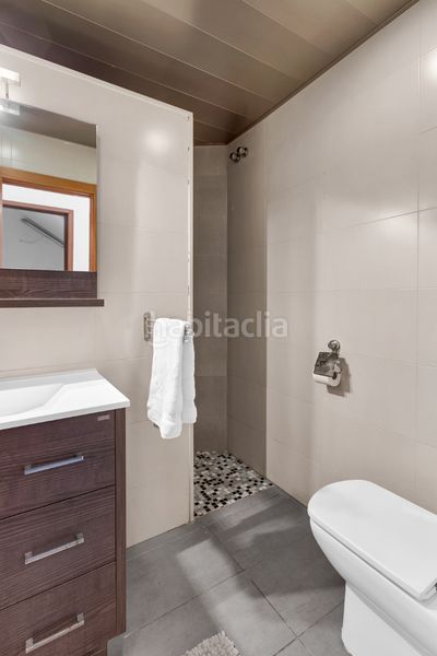Foto 0834a106-2945-4488-aff5-b407452530bc. Casa adossada amb calefacció a Poblenou Barcelona