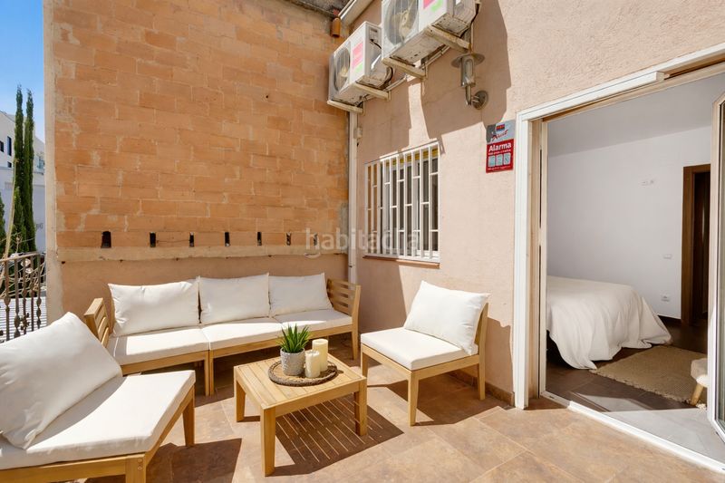 Foto 3b6b041d-f0d7-4e9c-b135-a32d93cc2714. Casa adossada amb calefacció a Poblenou Barcelona