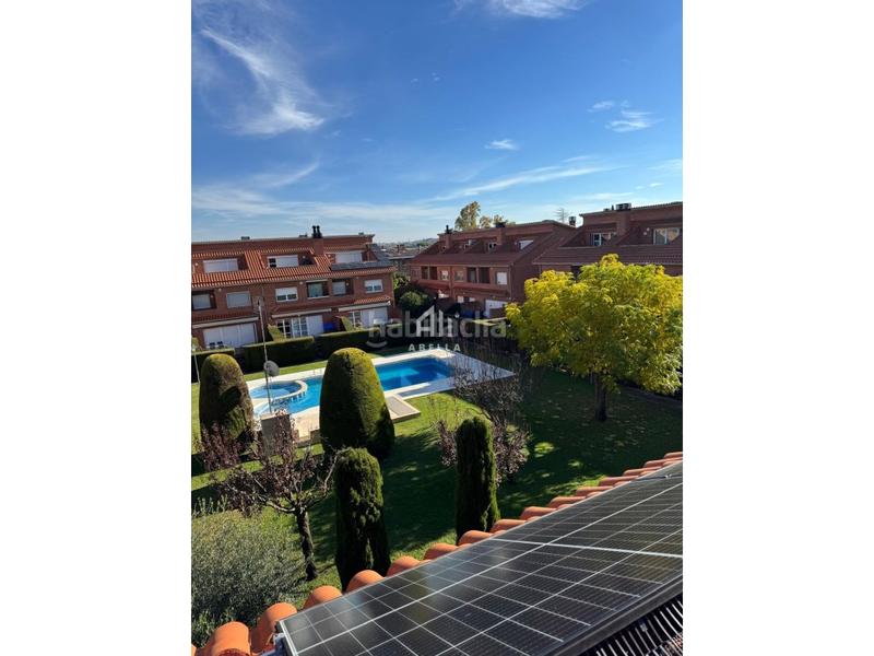 Foto f2e7b4eb-b406-41f7-beae-7ddb38d8a36e. Casa adossada amb aparcament a Ciutat Jardí Lleida