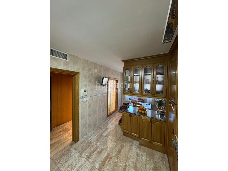 Foto f8d7f618-4412-4052-9b3c-7178ea23c7ea. Casa adossada amb aparcament a Ciutat Jardí Lleida