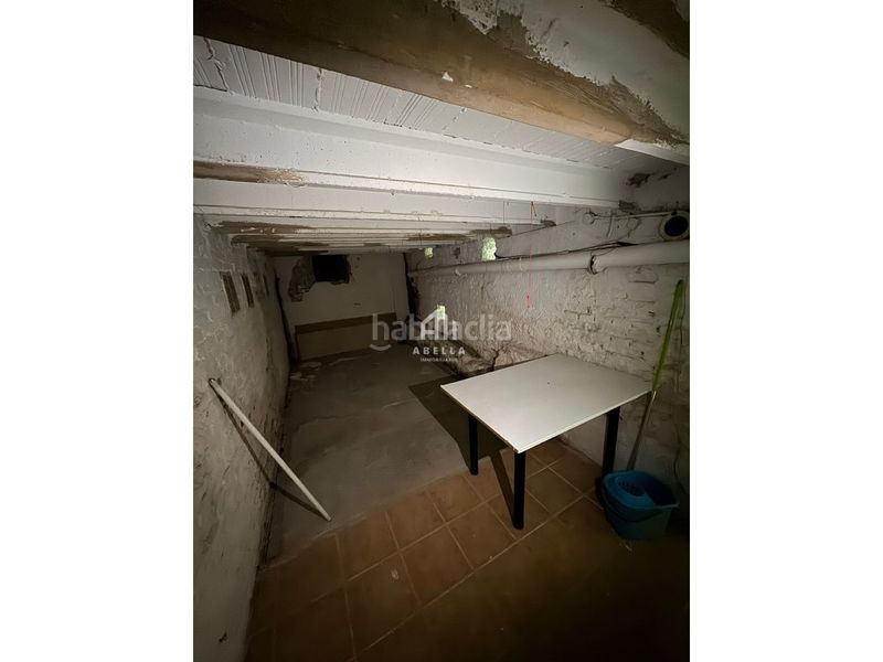 Foto a89bb925-58c8-453f-a77b-a9dfb488a6a1. Lloguer local comercial a Centre Històric Lleida