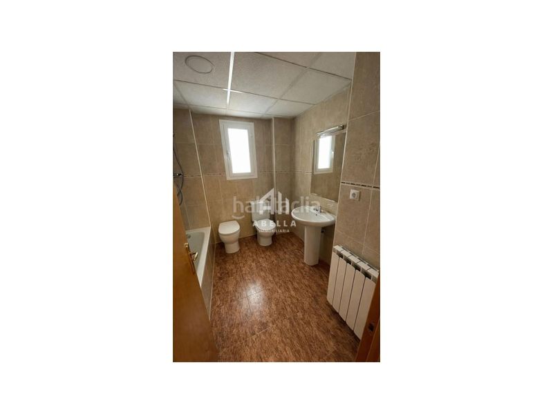 Foto 8db72cdc-6ea2-49dc-9115-6c9c61369f61. Pis a Mollerussa