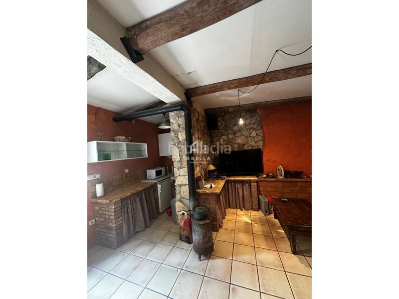 Foto 92079817-90b7-43b1-b1a3-21751dffffcd. Casa amb aparcament a Anglesola