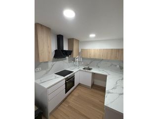 Duplex  Calle folch i torres. Espectacular ático dúplex a estrenar con terraza y parking