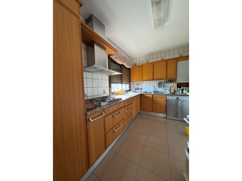 Foto 0c2f8f28-8ac7-4fb2-8259-ed6f3b7a8dce. Casa amb aparcament a Rosselló