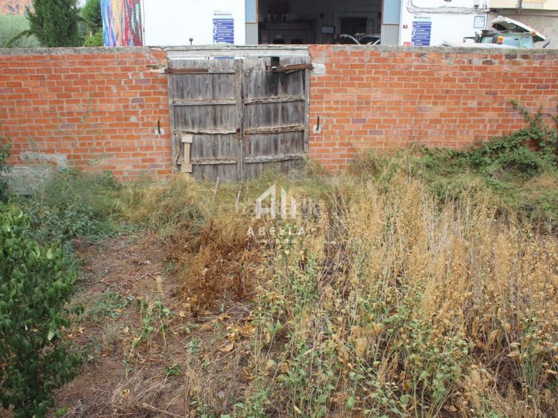 Foto 1f2ee85b-af93-4af9-8efb-e3ee3b080769. Terreny residencial a Penelles