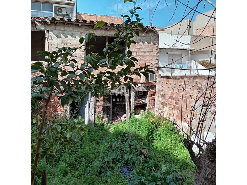 Foto 72ba0378-1936-438f-bc19-2ac6d00e9f2b. Casa oportunidad exclusiva! casa con patio y potencial ilimitado a tu alcance! en Lleida