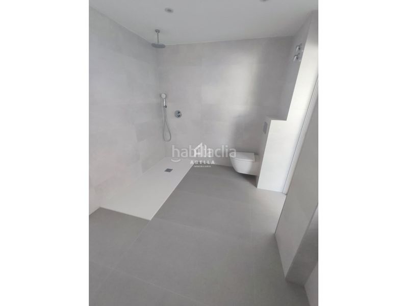 Foto e1ec6b17-9347-47a1-bd14-5470981f8fee. Casa adossada amb aparcament a Alcarràs