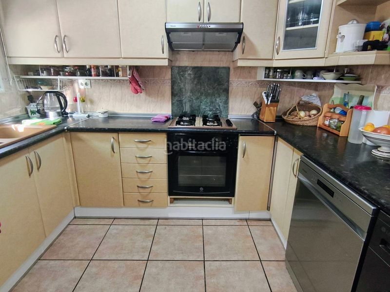 Foto 1c0b45d3-c691-4cff-9606-3aa9515acbee. Casa amb aparcament a Vilamarxant