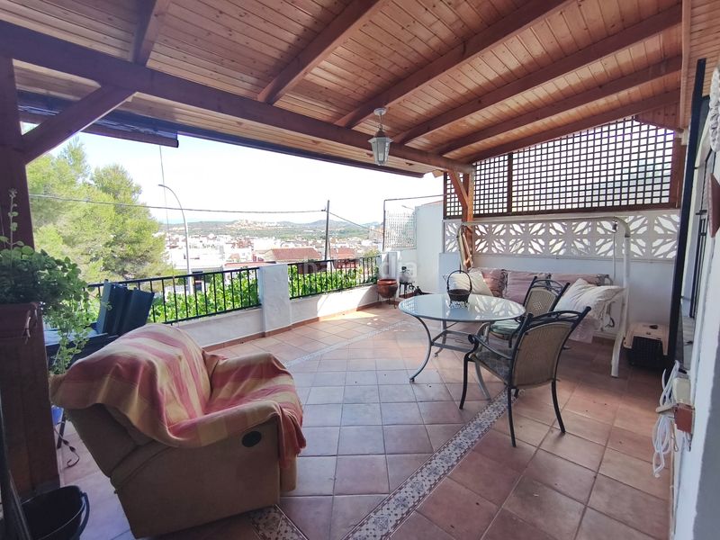 Foto e842b827-6261-405f-87a9-8aa7ba542c66. Casa amb aparcament a Vilamarxant