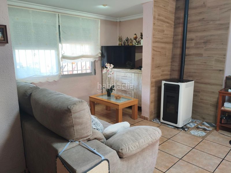 Foto c567a3e3-febc-4c9c-b4df-8a1900f11b85. Casa amb aparcament a Vilamarxant