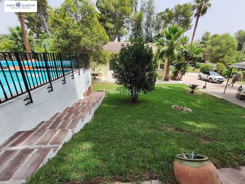 Foto f69e21dc-1ad8-4d89-bd06-df9e7b0be629. Xalet amb xemeneia aparcament piscina a Vilamarxant