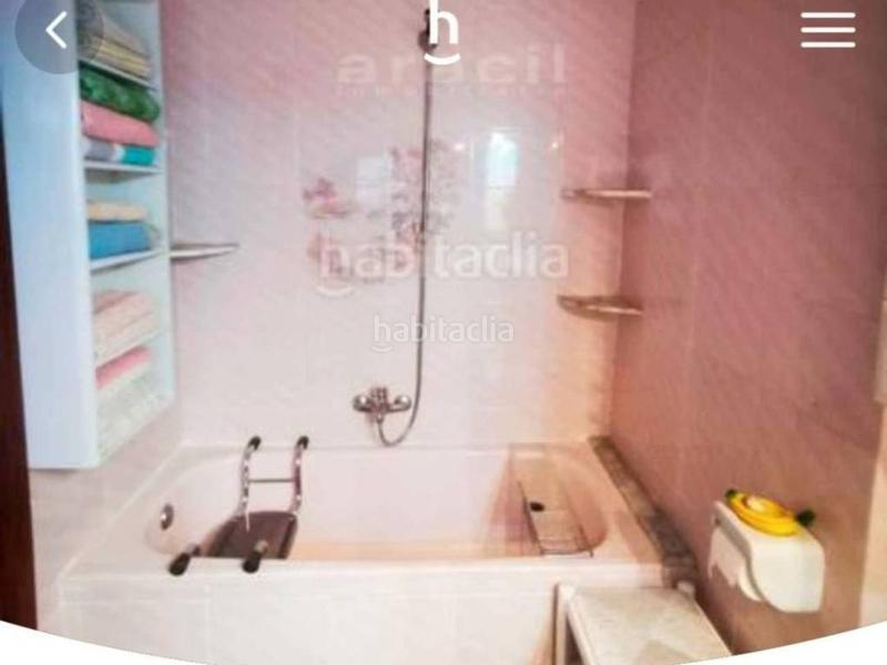 Foto bed2758f-74c4-44bb-b6fd-f20f37cb669d. Dachwohnung in Eixample Alcoi