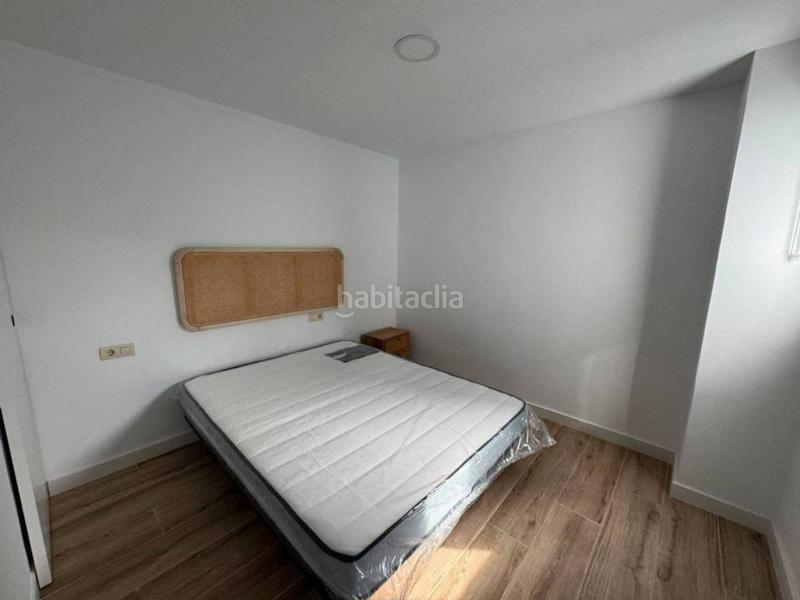 Foto e71b0397-72d1-4a55-b6f6-207850e415bb. Àtic a Eixample Alcoi