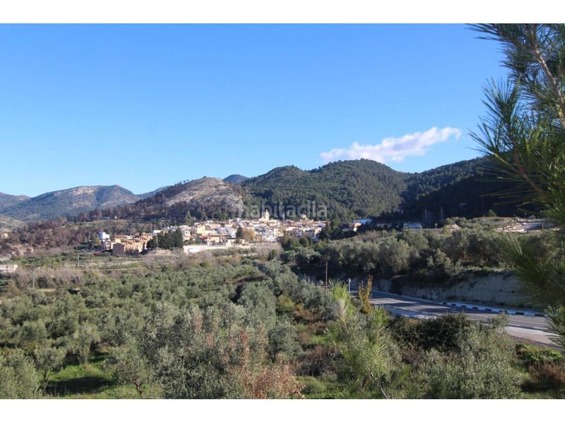 Foto f87d9816-7432-465a-a5c6-7329906e9445. Casa amb piscina a Penàguila