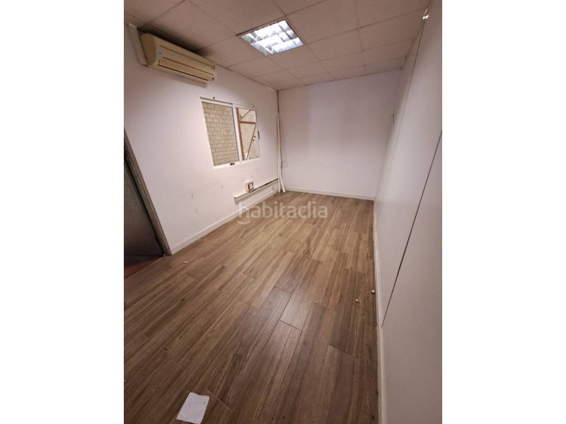 Foto c5505be7-ca9d-465a-8e89-4f94d6fbab5b. Nau industrial a Zona Nord Alcoi