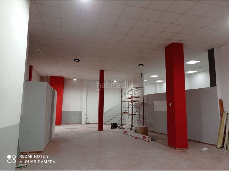 Foto 17935a11-86b6-4b47-a56c-d27279c118b0. Local comercial a Zona Nord Alcoi