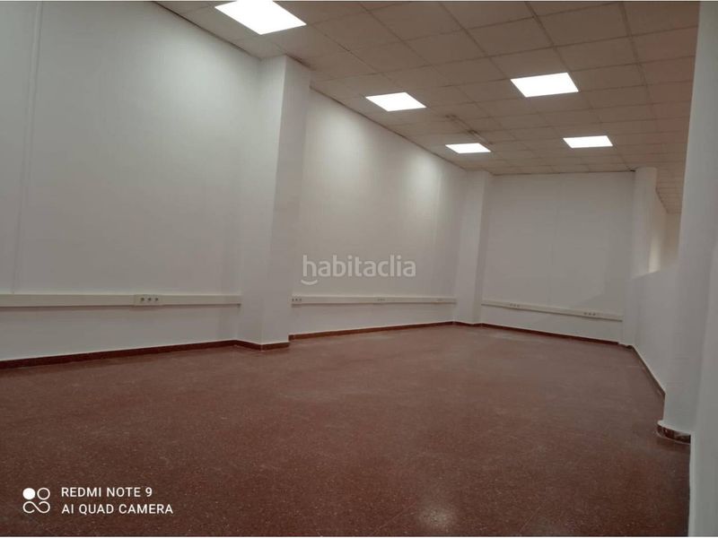 Foto e5ef0cfe-d857-42d2-92d5-a6f0542218dd. Local comercial a Zona Nord Alcoi