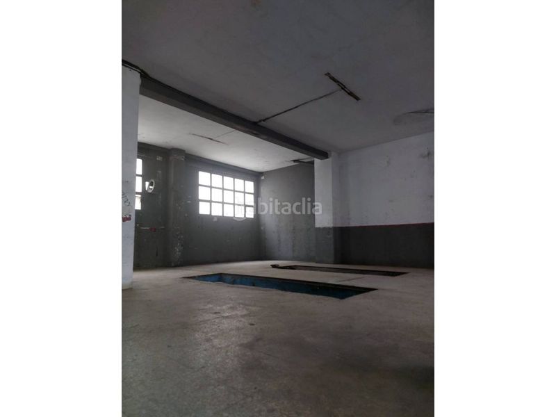 Foto 2204f587-ba76-4e97-99cb-0e837a048926. Local comercial a Zona Nord Alcoi