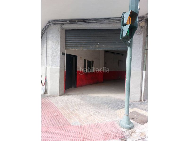 Foto c1421461-11d8-47a9-8171-32b5161b73a8. Local comercial a Zona Nord Alcoi
