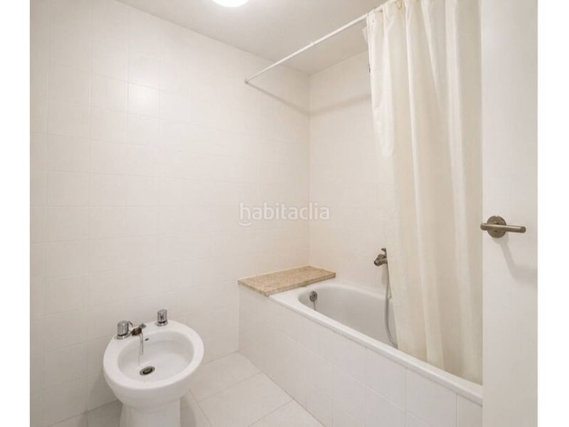 Foto 1b8d2410-907a-4a41-bbf5-9a5106aff239. Pis a Zona Nord Alcoi