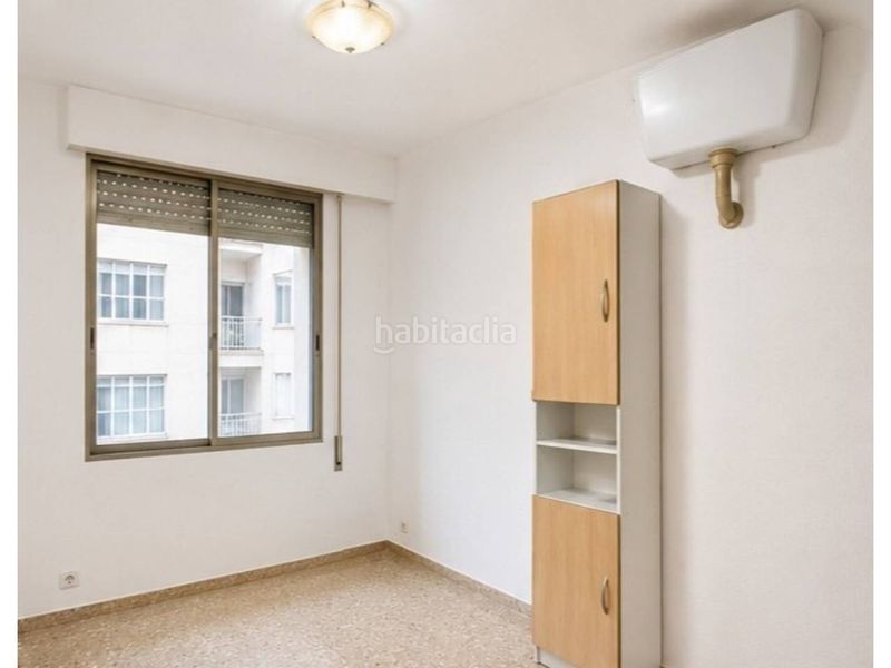 Foto f0cacb61-bd37-4927-83d4-c37fbb4d8e3e. Pis a Zona Nord Alcoi
