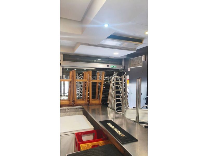 Foto f741e38e-e089-4f12-b999-87ac682d9dcd. Local comercial a Zona Nord Alcoi