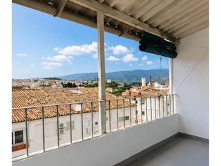 Penthouse in Avenida Alameda de Camilo Sesto