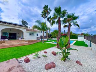 Chalet  Calle almussafes. Exclusivo chalet en santo domingo calicanto con encanto, confort