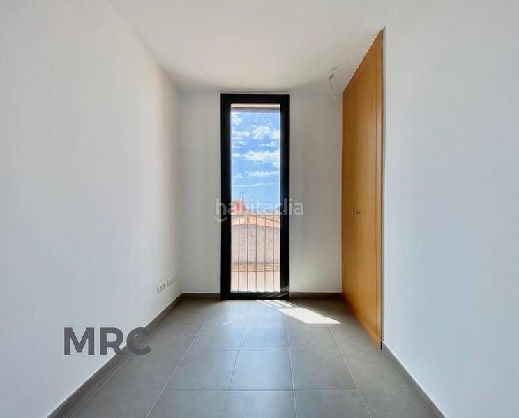 Foto 1736055c-2d48-49cf-a5fe-1cce3b838deb. Casa adossada amb calefacció aparcament a Eixample Sant Feliu de Guíxols