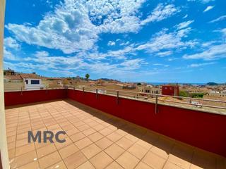 Maison jumelée  Gorgoll. Casa adosada con terraza. sant feliu de guíxols