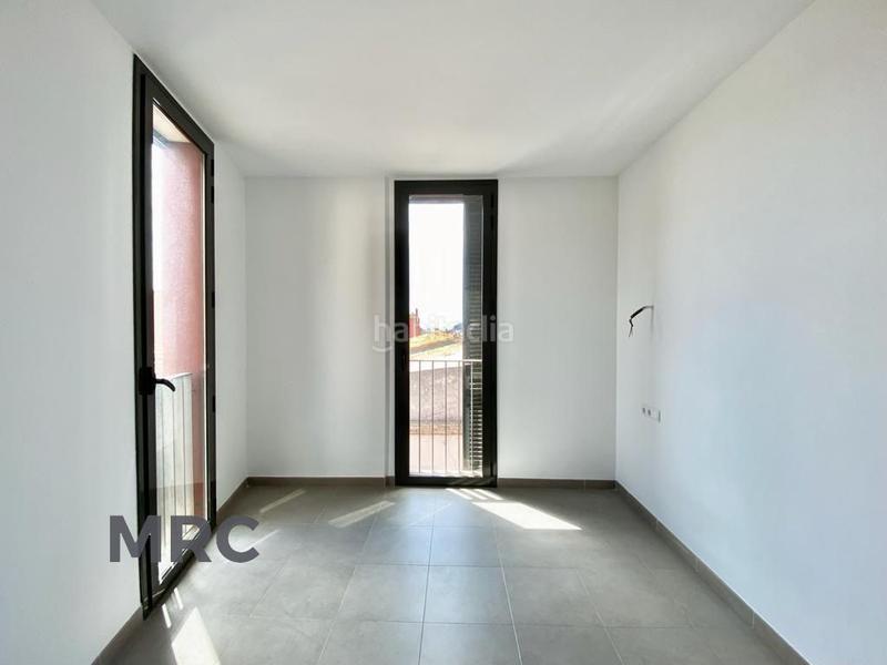 Foto daf1dfe7-86da-417f-a6e6-ca53c6285a40. Casa adossada amb calefacció aparcament a Eixample Sant Feliu de Guíxols