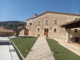 Masia  N/a. Masía cerca del centro del pueblo. platja daro