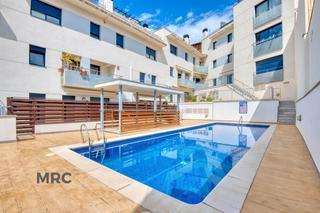 Etagenwohnung  De llevant. Ático dúplex con solárium y vistas, en la costa brava.sant feliu