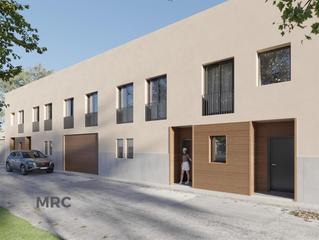 Casa adossada  Calle de pecher. Promoción de obra nueva a pocos metros del centro.sant feliu de