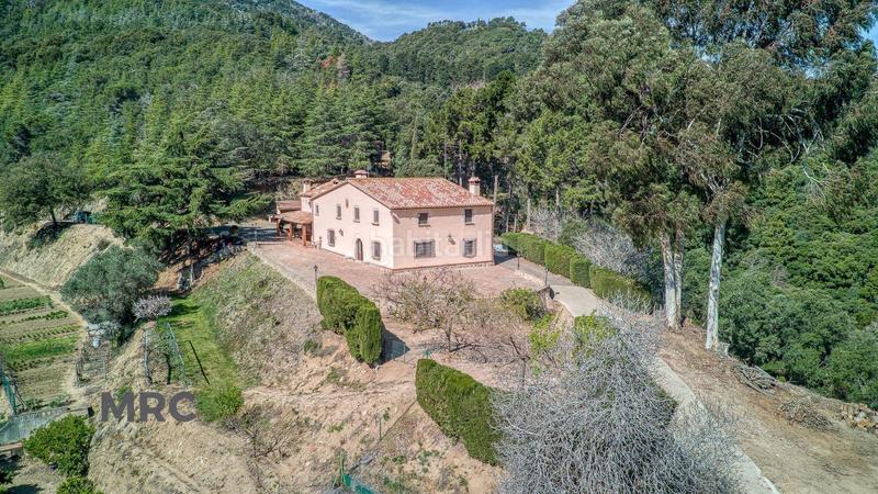 Foto c92b4f7c-596d-4276-b958-fb6b6992e256. Masia a Niàgara Parc -Àgora Parc Tordera