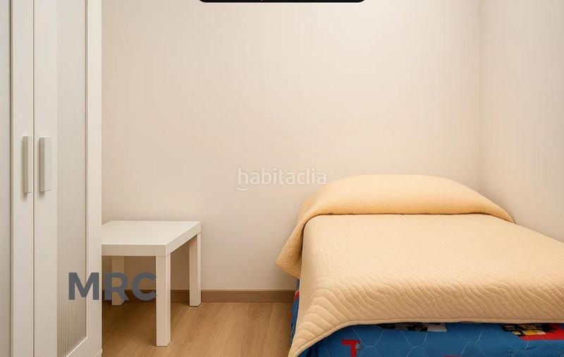 Foto 59648506-b823-4ed7-b255-3589216e59ca. Appartamento con riscaldamento in Eixample Sud-Migdia Girona