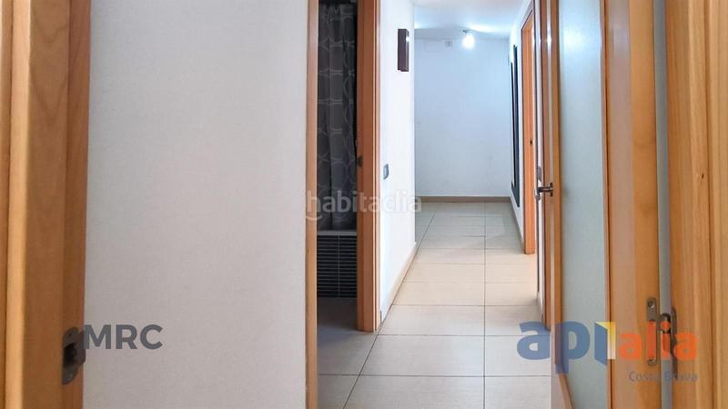 Foto 2a5f9290-8ee5-43a3-a1f3-d49005ea5f6a. Piso apartamento con piscina y parking en el centro. en Palamós