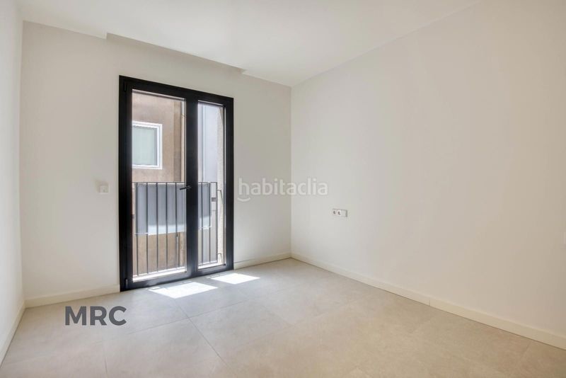 Foto bd72a7b9-71a3-4a4d-80ef-62310c9478c4. Piso promoción edificio aura 1º linia de mar . lescala en Escala (L´)