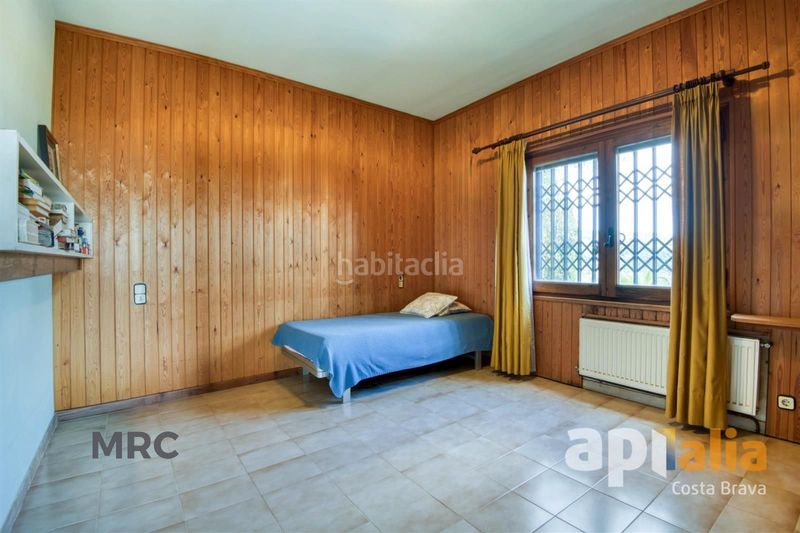 Foto 196f2e4e-20d8-4225-8ce2-181e31775592. Xalet a basilea 1 a Cabanyes-Mas Ambrós-Mas Pallí Calonge