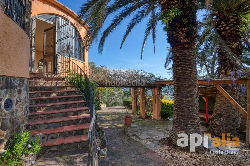 Foto 209e29c8-6db0-47f6-b64b-07b042bdf4df. Xalet a basilea 1 a Cabanyes-Mas Ambrós-Mas Pallí Calonge