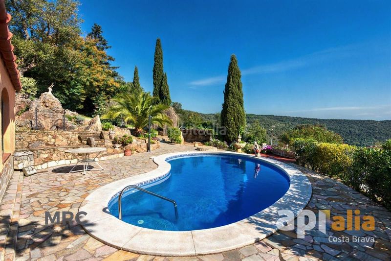 Foto 30ee669b-2ff7-4c19-a3d1-32b5ccc432b3. Xalet a basilea 1 a Cabanyes-Mas Ambrós-Mas Pallí Calonge